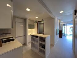 RV Suites (D10), Apartment #596275511